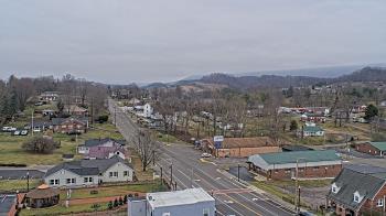 Weather camera view of Russell County Courthouse.