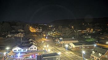 Weather camera view of Russell County Courthouse.
