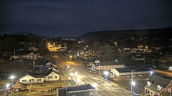 Weather camera view of Russell County Courthouse.