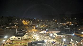 Weather camera view of Russell County Courthouse.