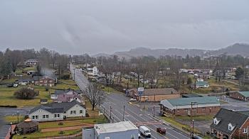 Weather camera view of Russell County Courthouse.