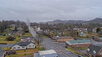 Weather camera view of Russell County Courthouse.