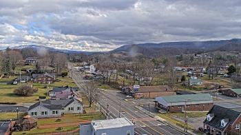 Weather camera view of Russell County Courthouse.
