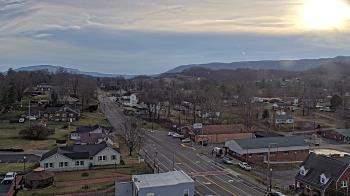 Weather camera view of Russell County Courthouse.