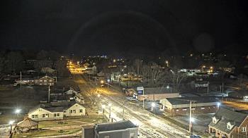 Weather camera view of Russell County Courthouse.