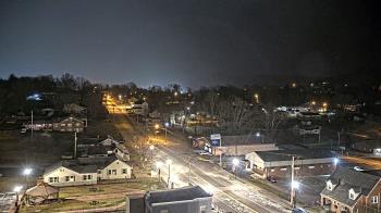 Weather camera view of Russell County Courthouse.