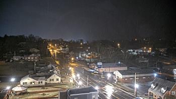 Weather camera view of Russell County Courthouse.
