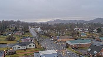 Weather camera view of Russell County Courthouse.