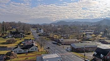 Weather camera view of Russell County Courthouse.