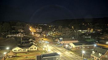 Weather camera view of Russell County Courthouse.