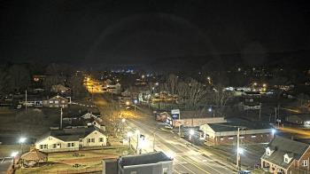 Weather camera view of Russell County Courthouse.