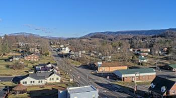 Weather camera view of Russell County Courthouse.