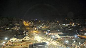 Weather camera view of Russell County Courthouse.