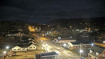 Weather camera view of Russell County Courthouse.