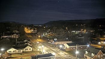 Weather camera view of Russell County Courthouse.