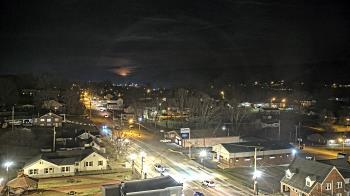 Weather camera view of Russell County Courthouse.