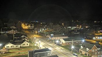 Weather camera view of Russell County Courthouse.