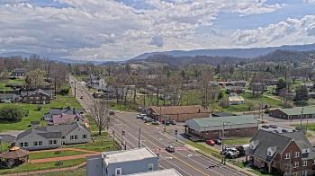 Weather camera view of Russell County Courthouse.