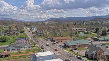 Weather camera view of Russell County Courthouse.