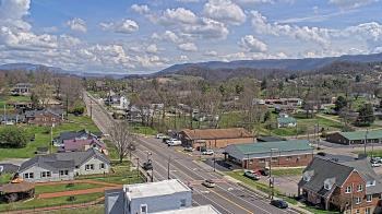 Weather camera view of Russell County Courthouse.