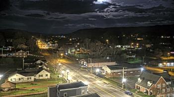 Weather camera view of Russell County Courthouse.