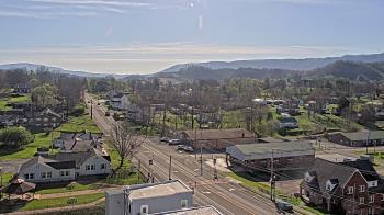 Weather camera view of Russell County Courthouse.