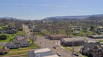 Weather camera view of Russell County Courthouse.