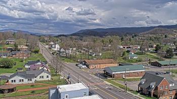 Weather camera view of Russell County Courthouse.