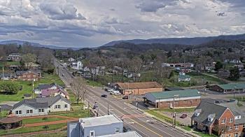 Weather camera view of Russell County Courthouse.