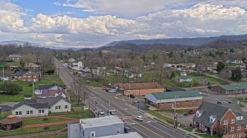 Weather camera view of Russell County Courthouse.