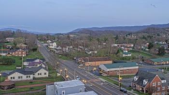 Weather camera view of Russell County Courthouse.