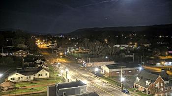Weather camera view of Russell County Courthouse.