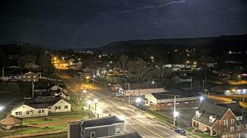 Weather camera view of Russell County Courthouse.