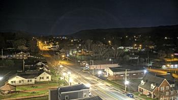 Weather camera view of Russell County Courthouse.