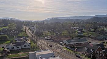 Weather camera view of Russell County Courthouse.