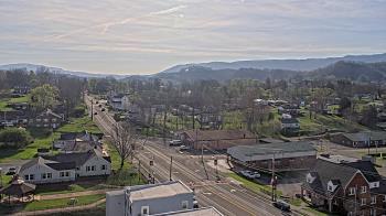 Weather camera view of Russell County Courthouse.