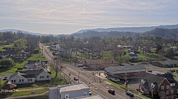 Weather camera view of Russell County Courthouse.