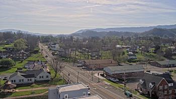 Weather camera view of Russell County Courthouse.