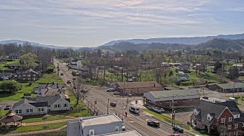 Weather camera view of Russell County Courthouse.