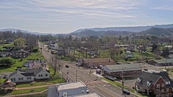 Weather camera view of Russell County Courthouse.