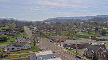 Weather camera view of Russell County Courthouse.