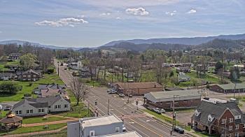Weather camera view of Russell County Courthouse.