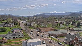 Weather camera view of Russell County Courthouse.