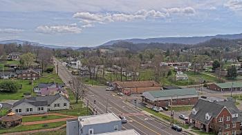 Weather camera view of Russell County Courthouse.