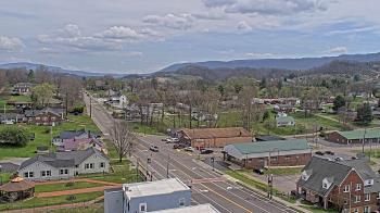 Weather camera view of Russell County Courthouse.