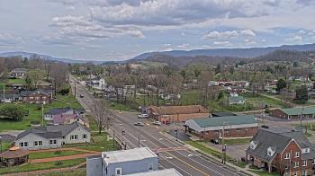 Weather camera view of Russell County Courthouse.