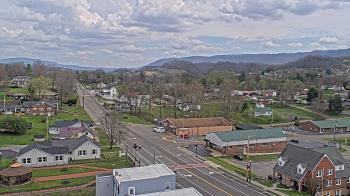 Weather camera view of Russell County Courthouse.