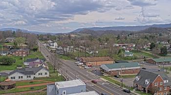 Weather camera view of Russell County Courthouse.