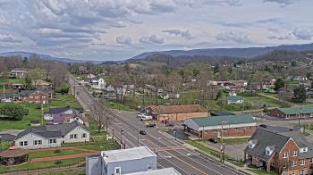 Weather camera view of Russell County Courthouse.