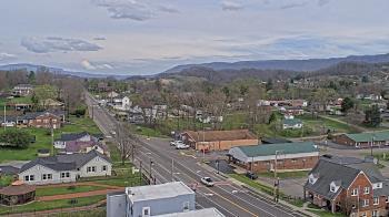 Weather camera view of Russell County Courthouse.